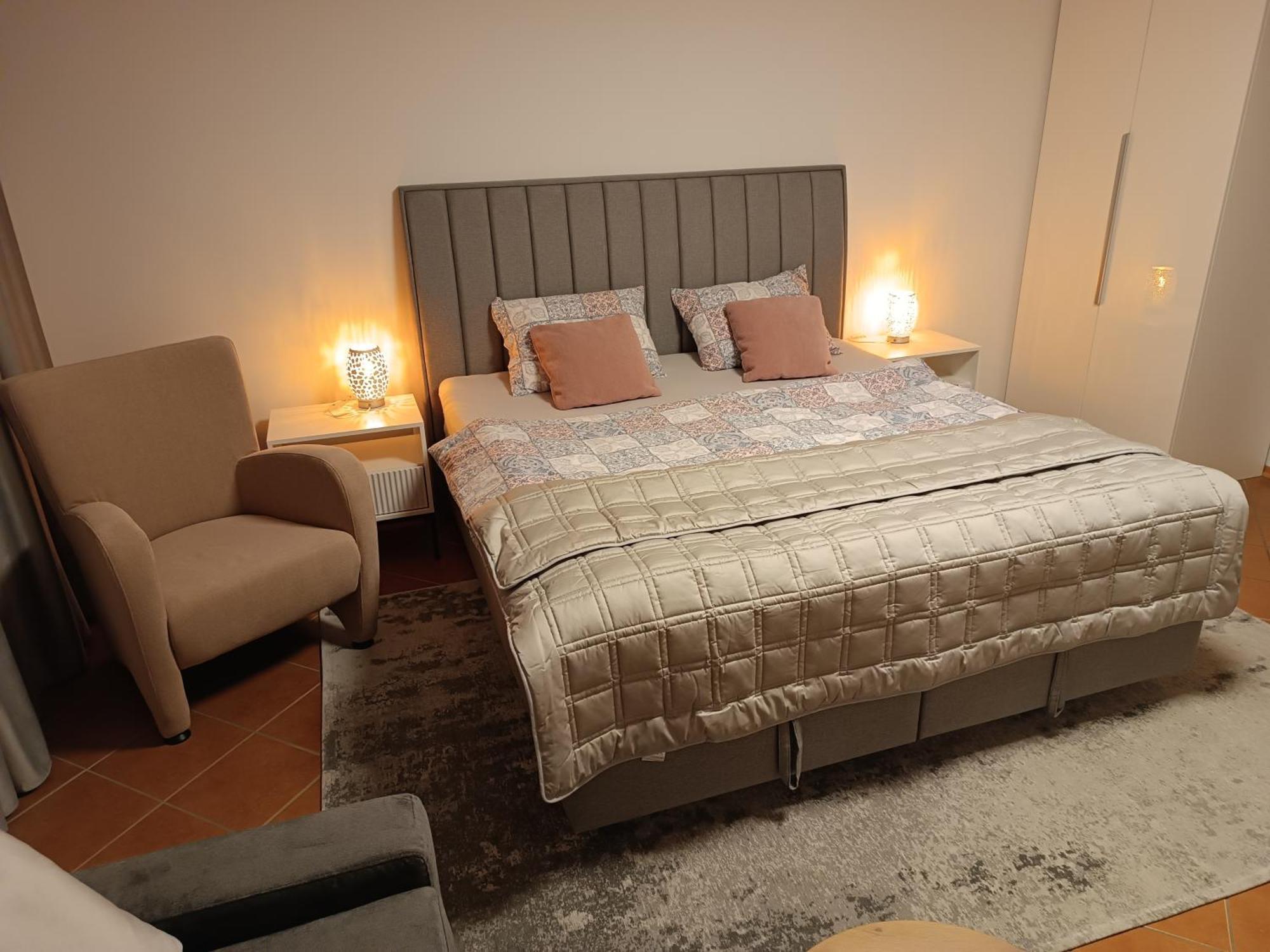 3 Bathrooms Apartman Mimi Liptovsky Mikulas Bagian luar foto